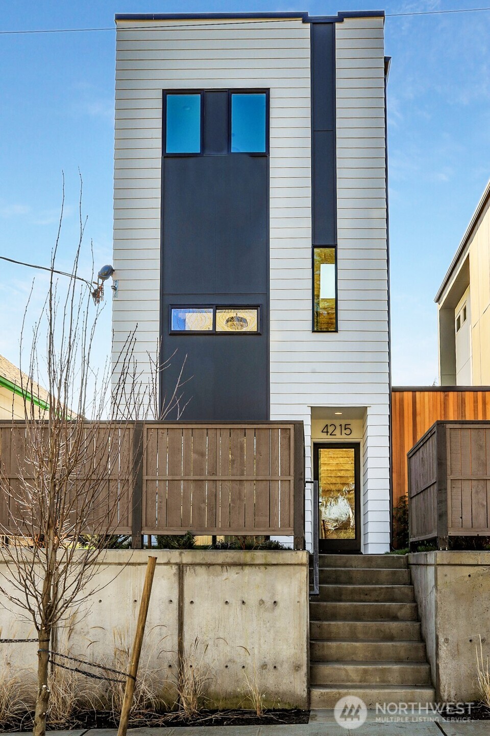 4215 S Findlay Street , Seattle, WA 98118