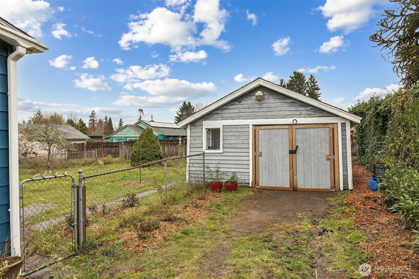 908 Tullis Street NE, Olympia, WA 98506