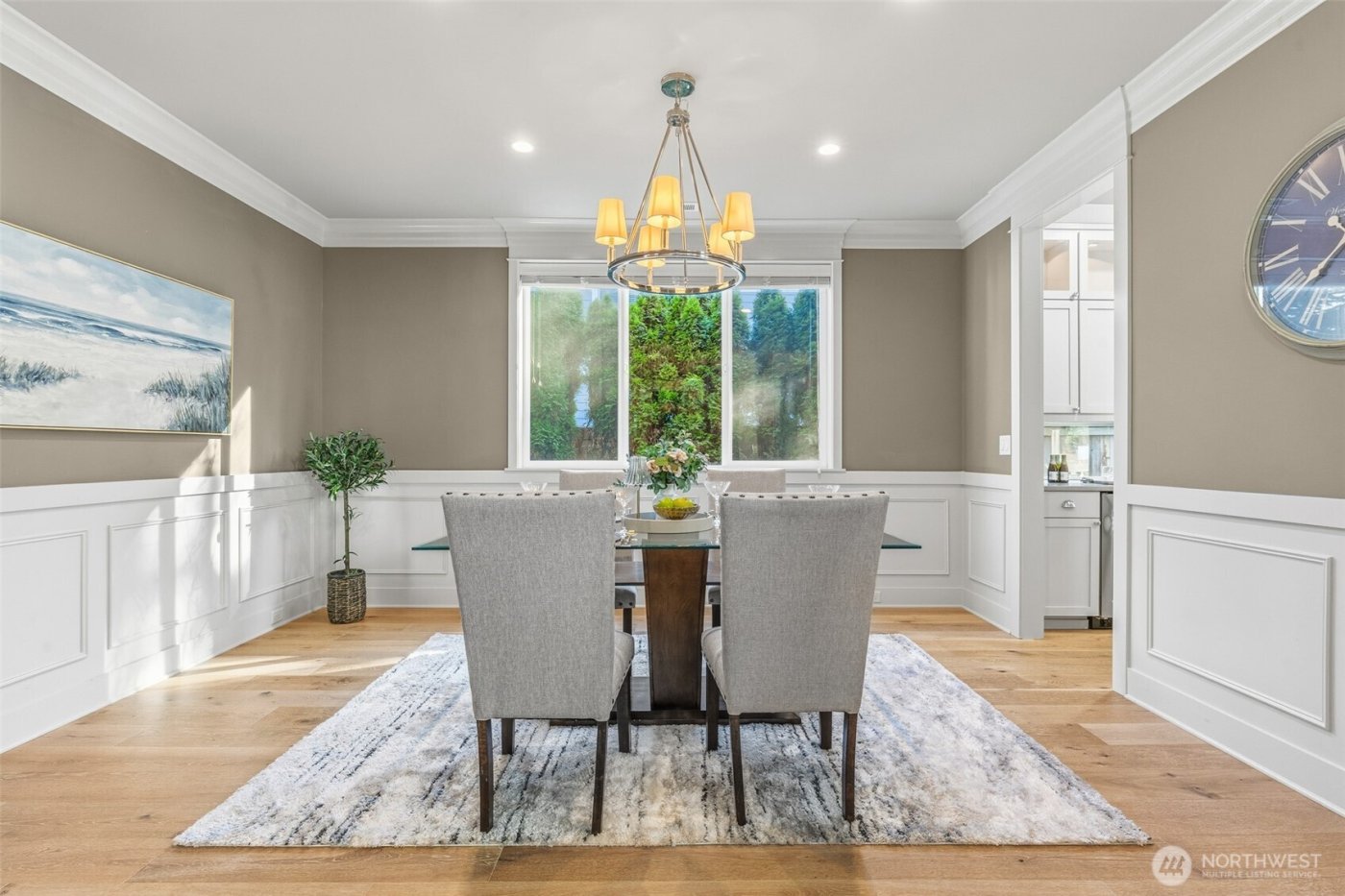 14003 NE 6th Place , Bellevue, WA 98007-4404