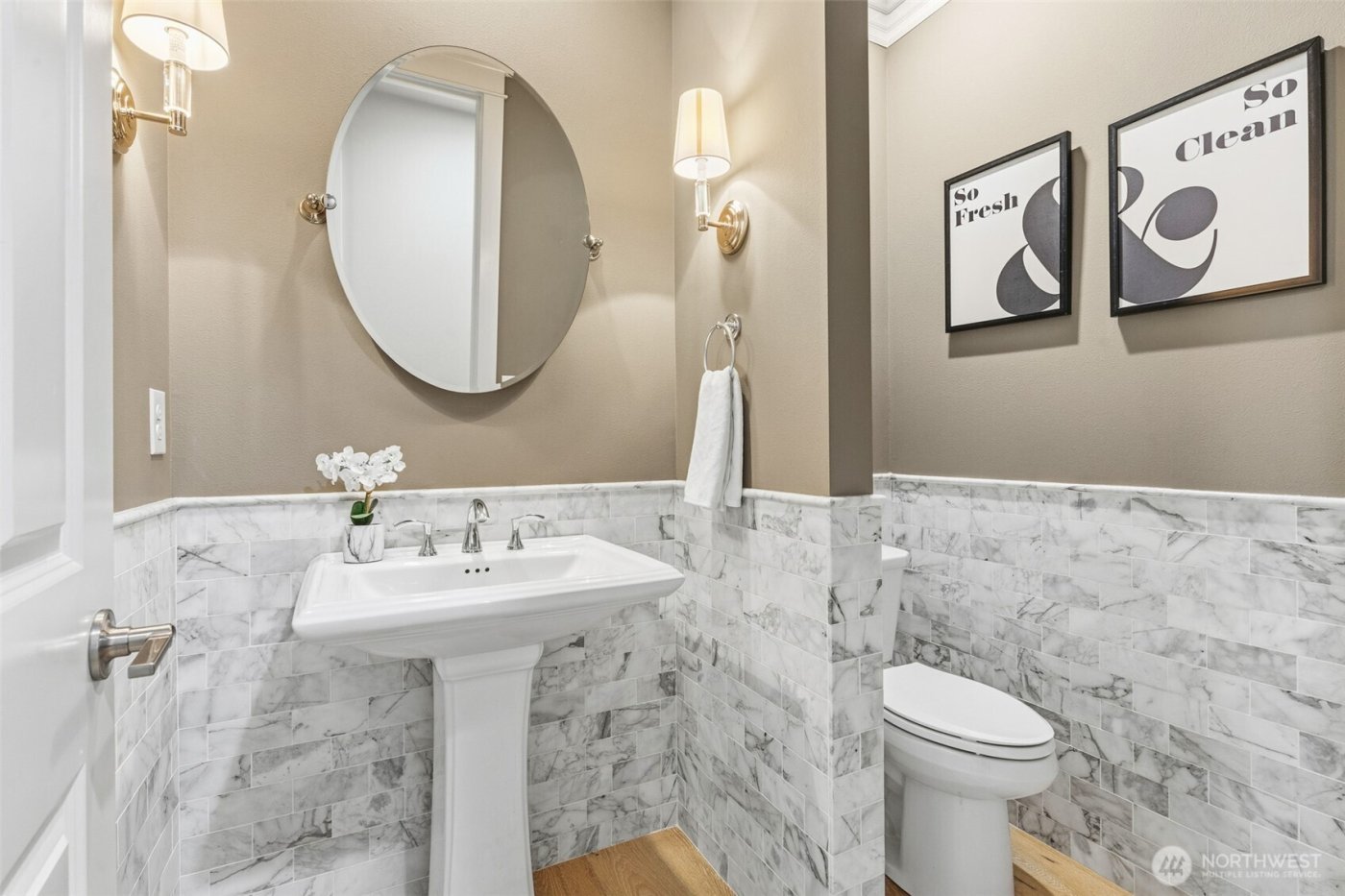 14003 NE 6th Place , Bellevue, WA 98007-4404