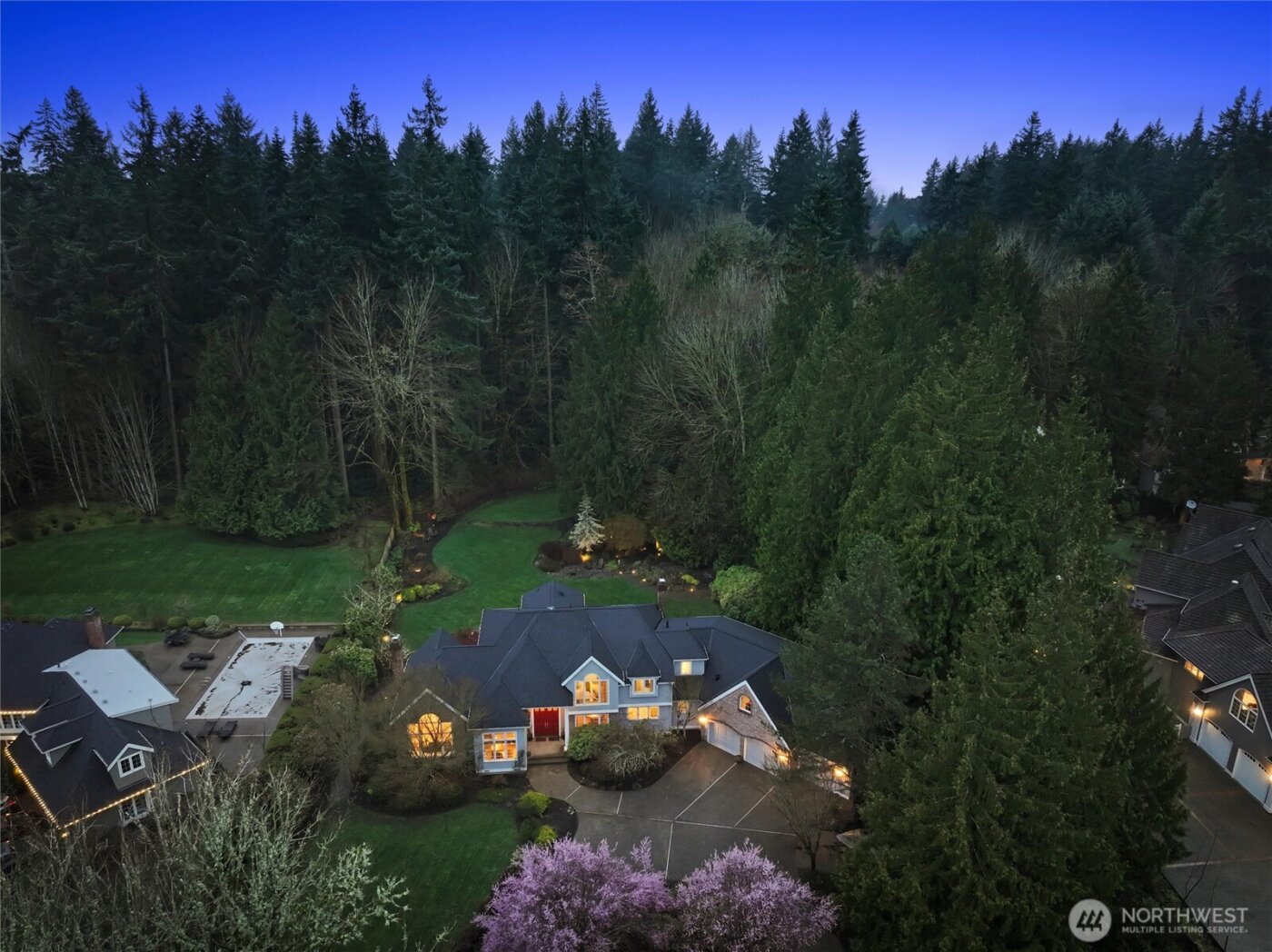 13543 160th Avenue NE, Redmond, WA 98052-1762