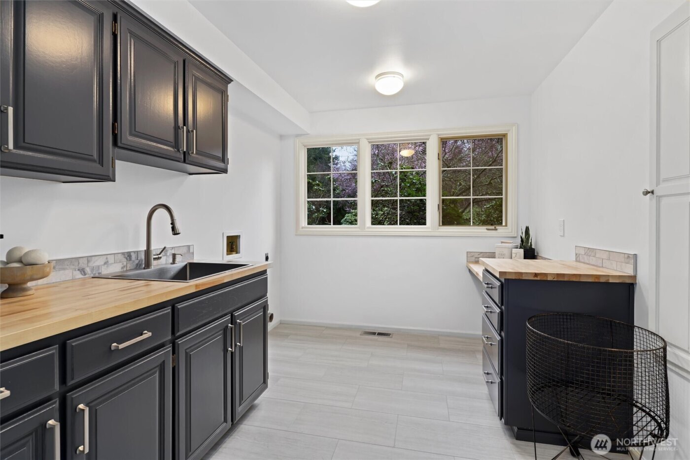 13543 160th Avenue NE, Redmond, WA 98052-1762