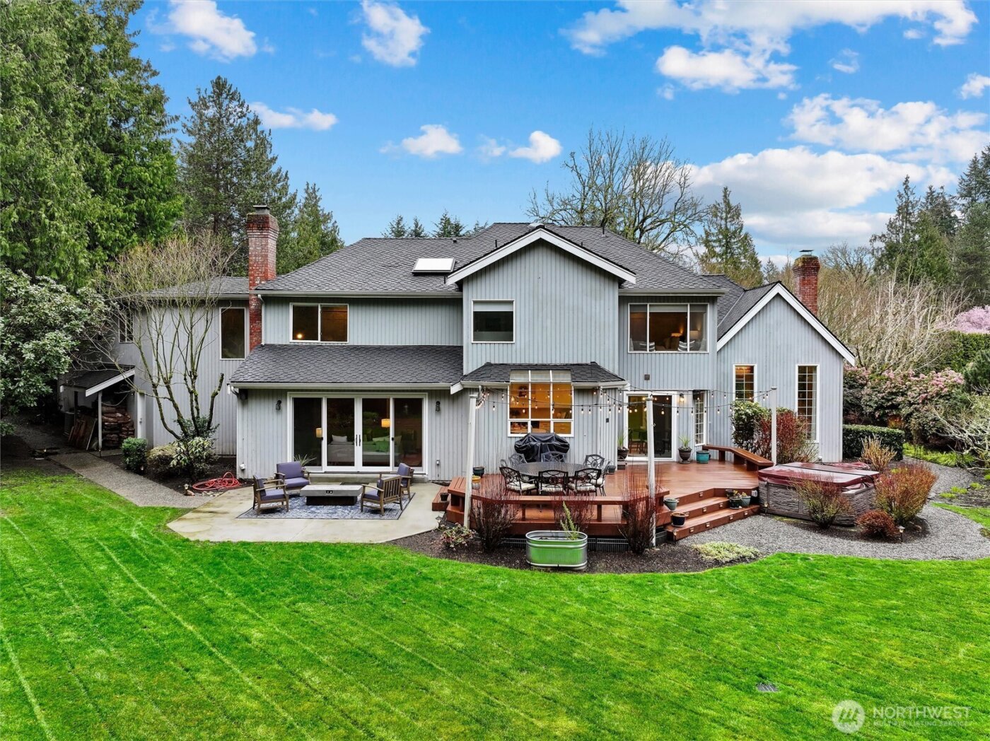 13543 160th Avenue NE, Redmond, WA 98052-1762
