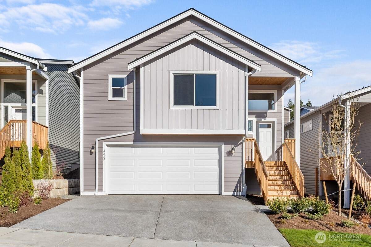 4445 74TH Drive NE, Marysville, WA 98270