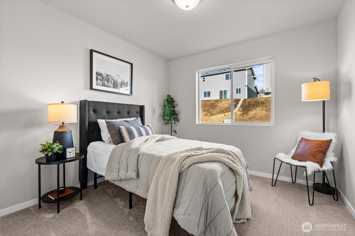 4445 74TH Drive NE, Marysville, WA 98270