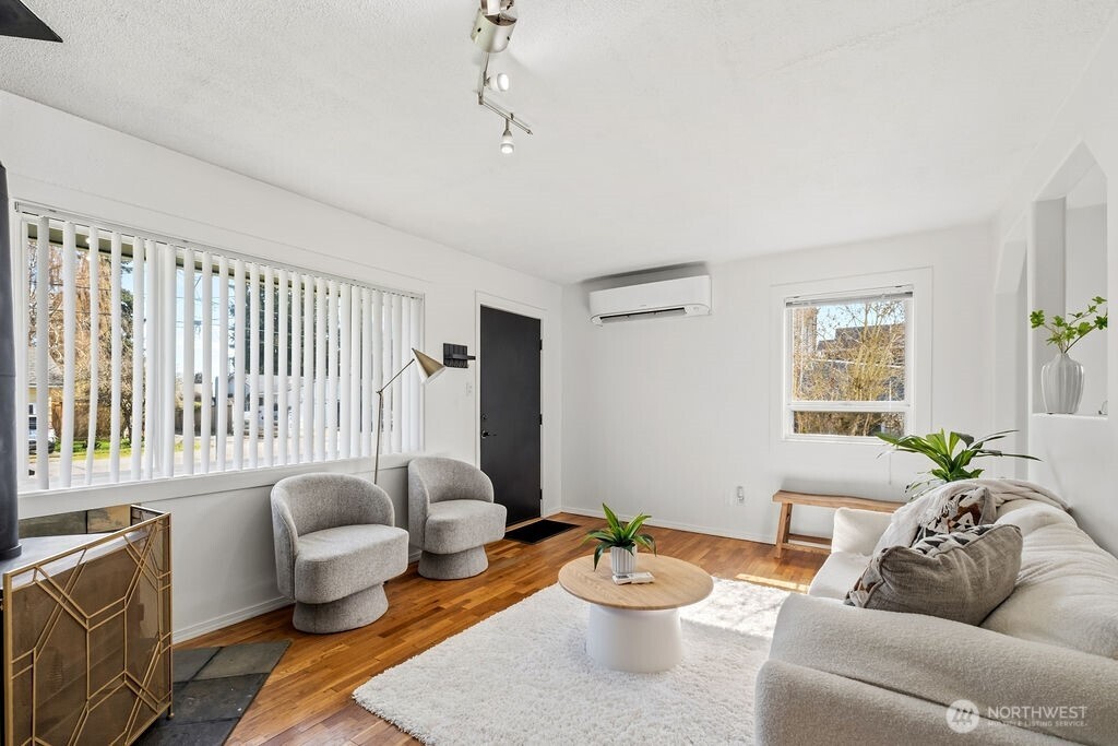 720 9th Street SW, Puyallup, WA 98371