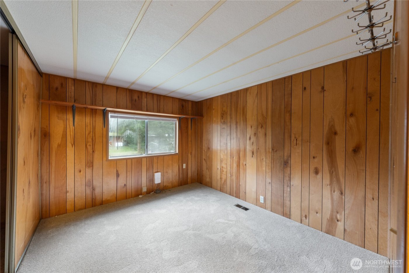 802 Hazzle Court , Coupeville, WA 98239-9596