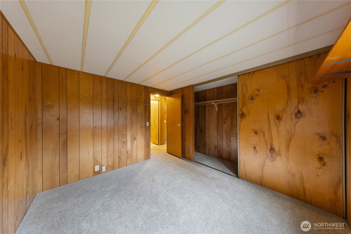 802 Hazzle Court , Coupeville, WA 98239-9596