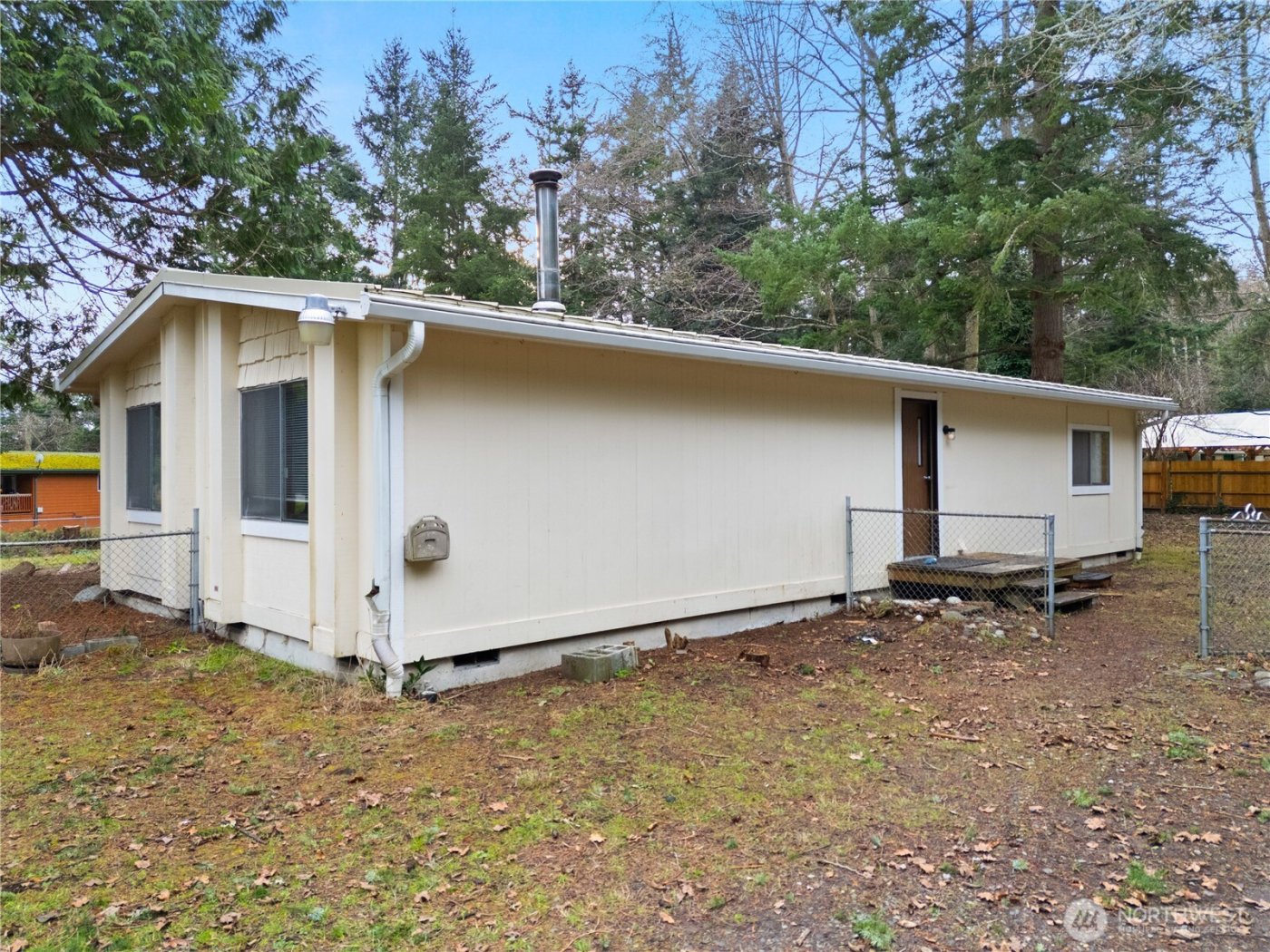 802 Hazzle Court , Coupeville, WA 98239-9596