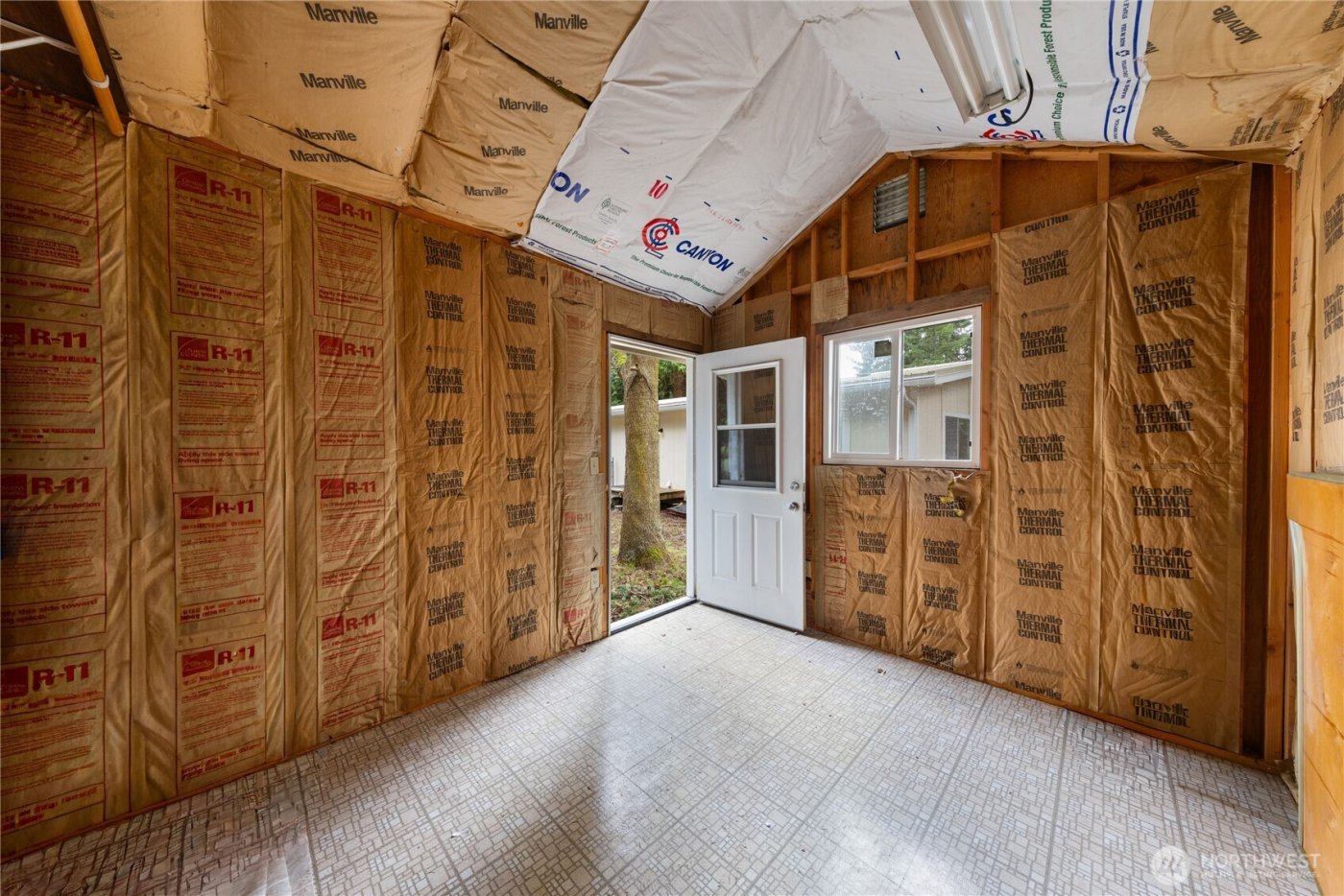 802 Hazzle Court , Coupeville, WA 98239-9596