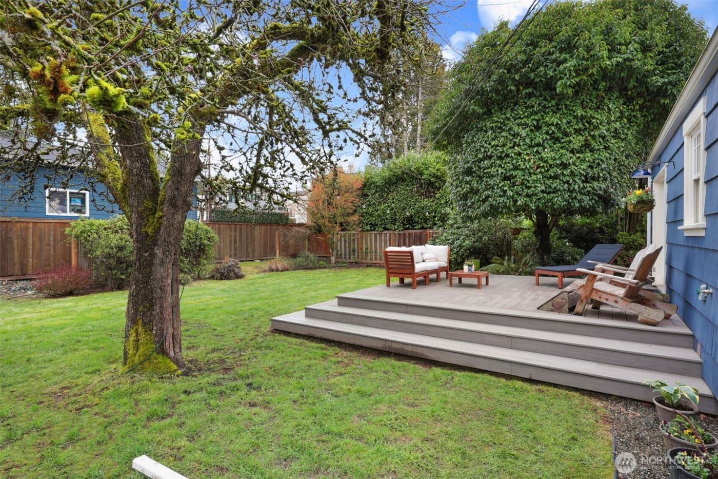 11605 Meridian Avenue N, Seattle, WA 98133