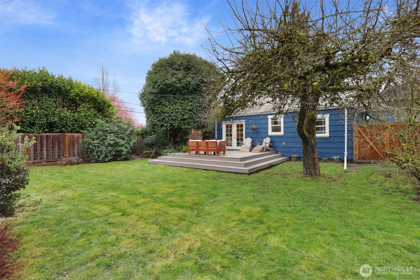 11605 Meridian Avenue N, Seattle, WA 98133