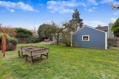 11605 Meridian Avenue N, Seattle, WA 98133 - Photo 24