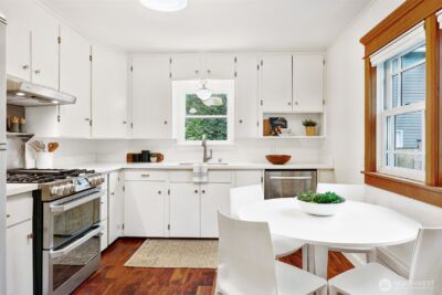 11605 Meridian Avenue N, Seattle, WA 98133 - Photo 9