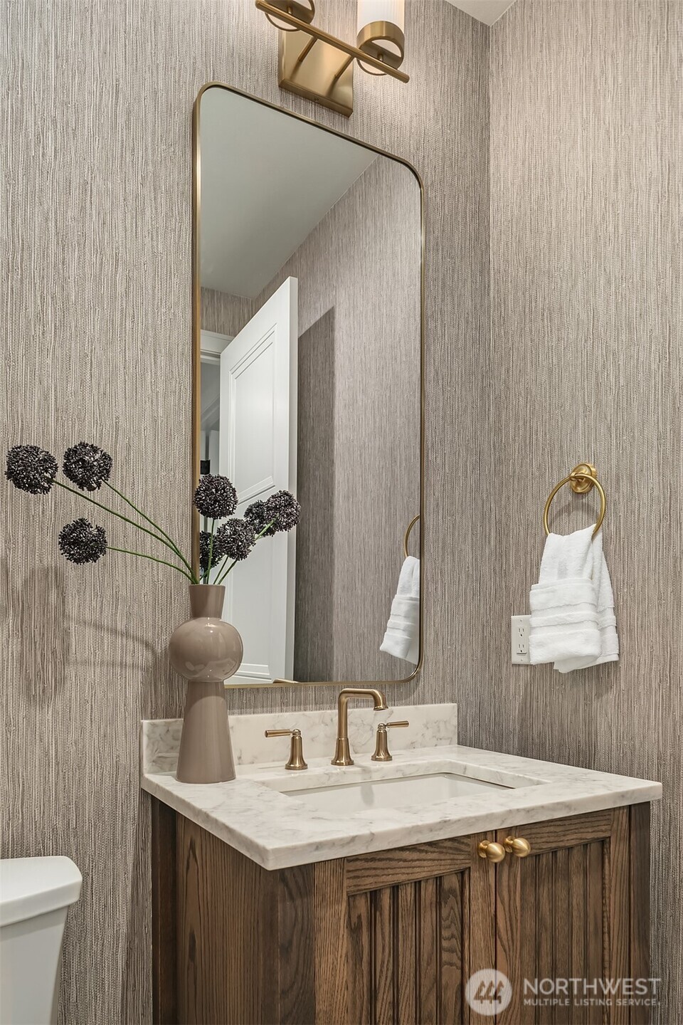 5117 107th Lane NE, Kirkland, WA 98033