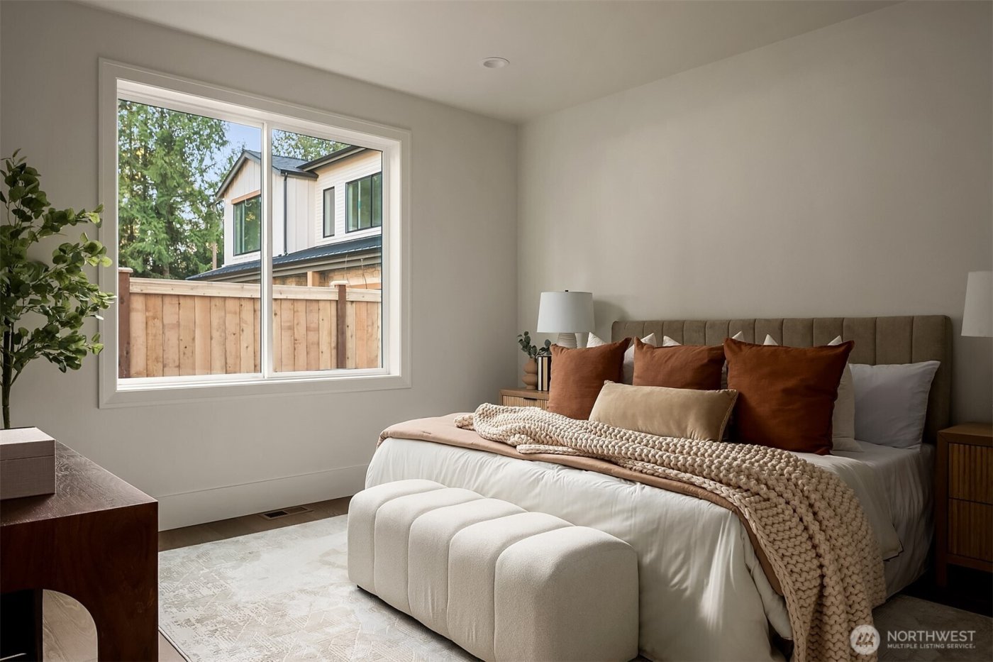 5117 107th Lane NE, Kirkland, WA 98033