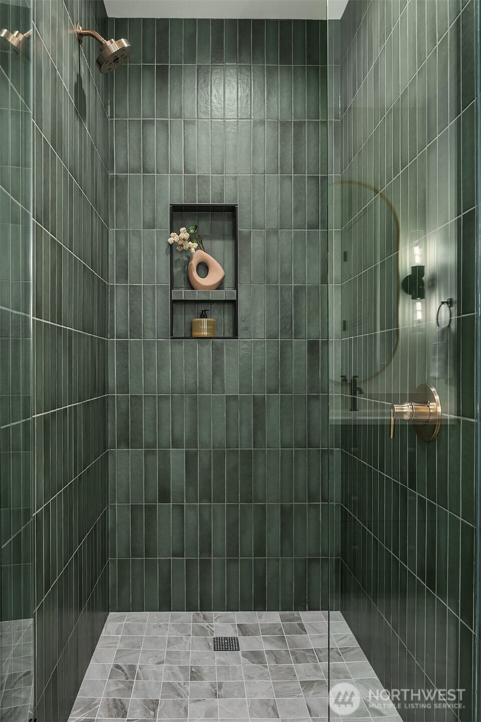 5117 107th Lane NE, Kirkland, WA 98033