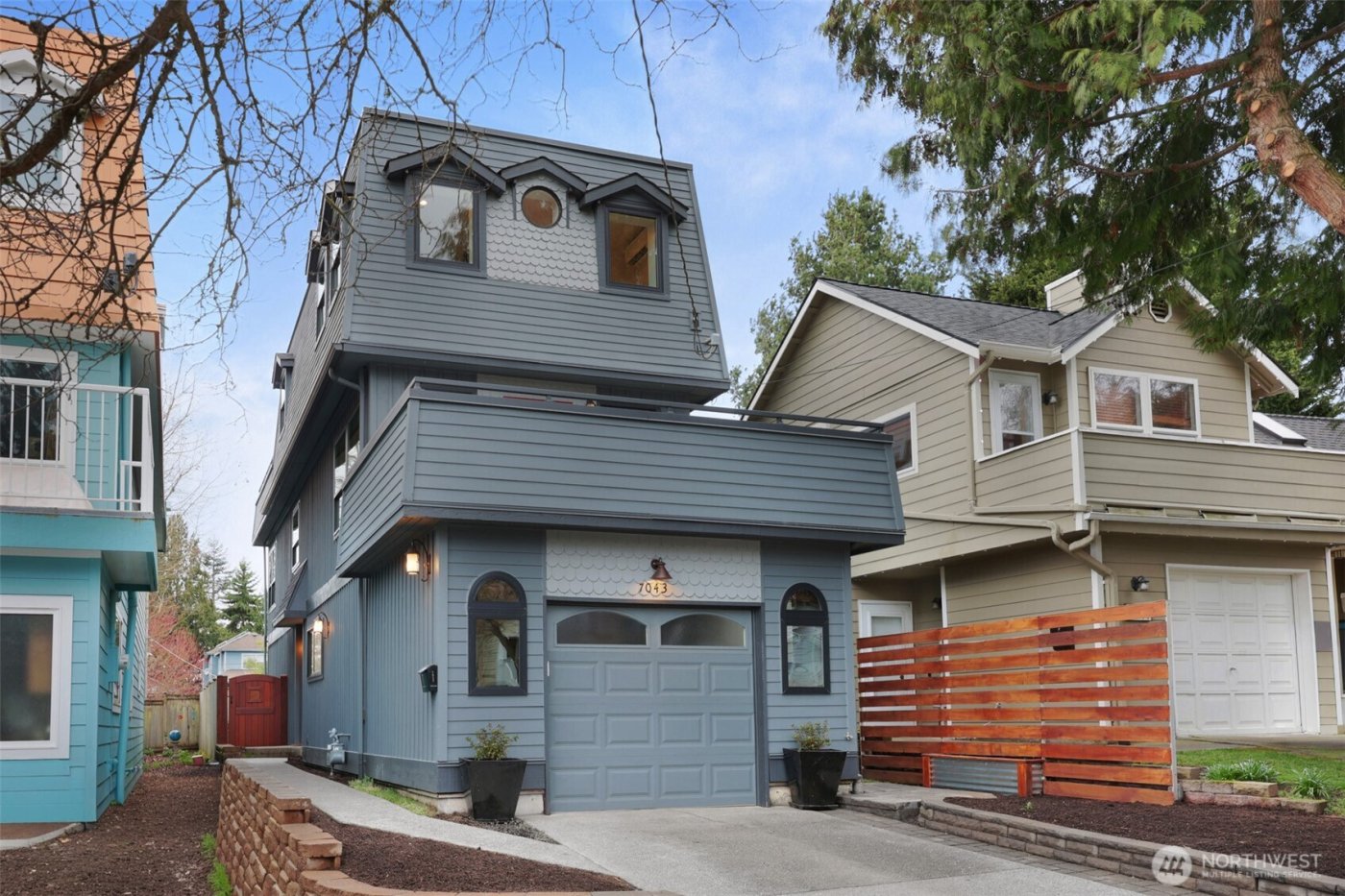 7043 12th Avenue NW, Seattle, WA 98117