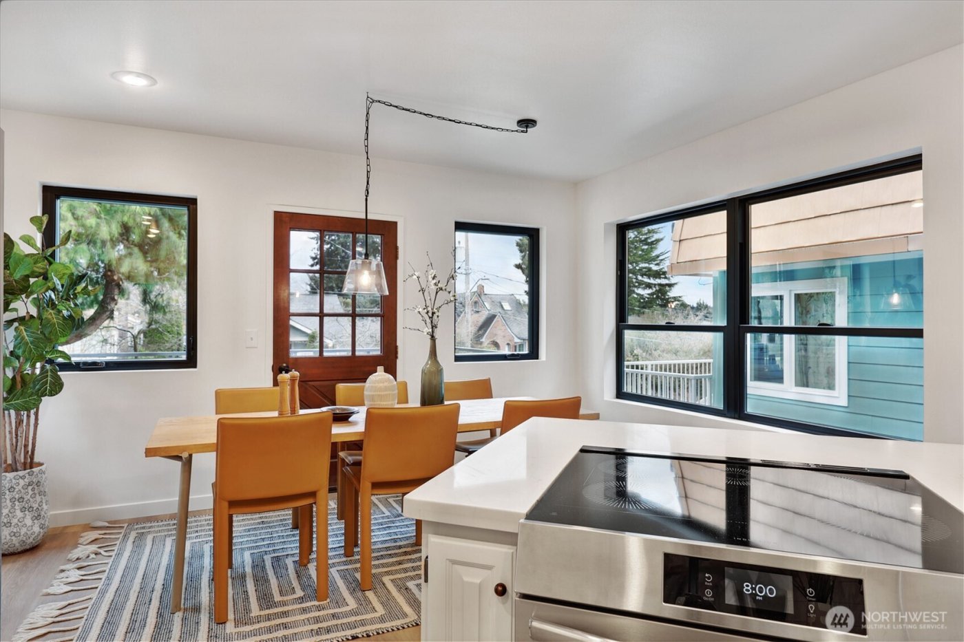 7043 12th Avenue NW, Seattle, WA 98117