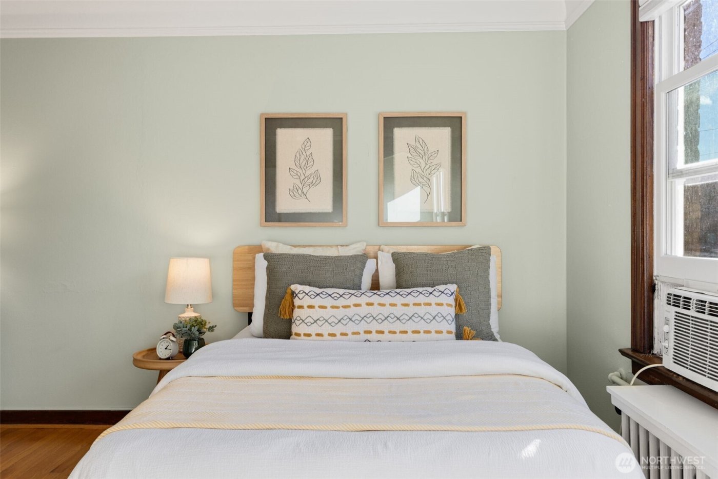 220 W Olympic Place #104, Seattle, WA 98119