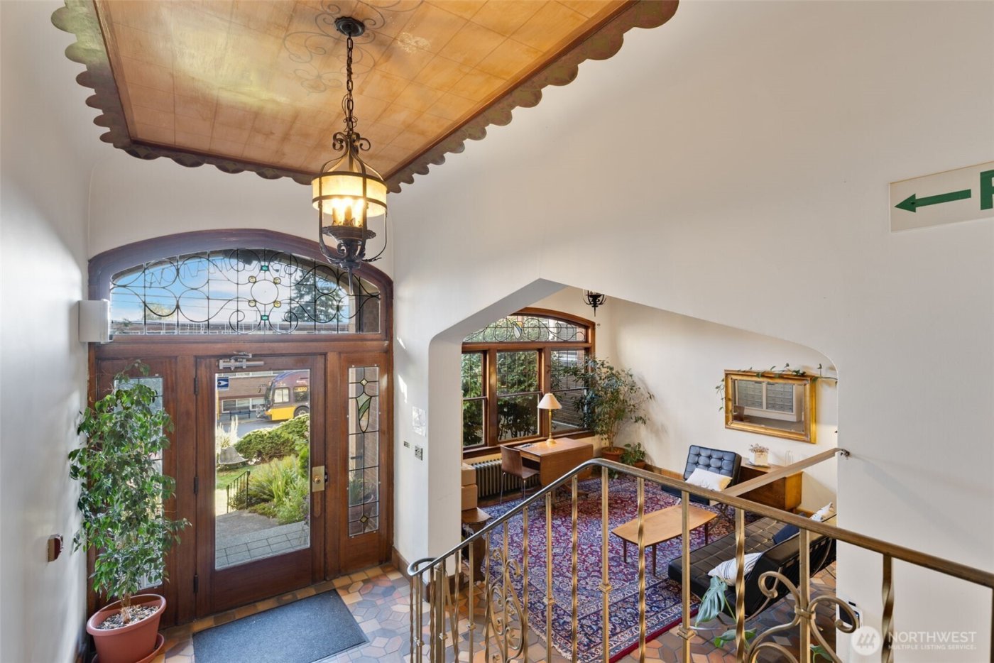 220 W Olympic Place #104, Seattle, WA 98119