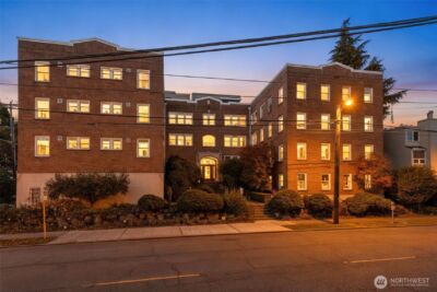 220 W Olympic Place #104, Seattle, WA 98119 - Photo 33