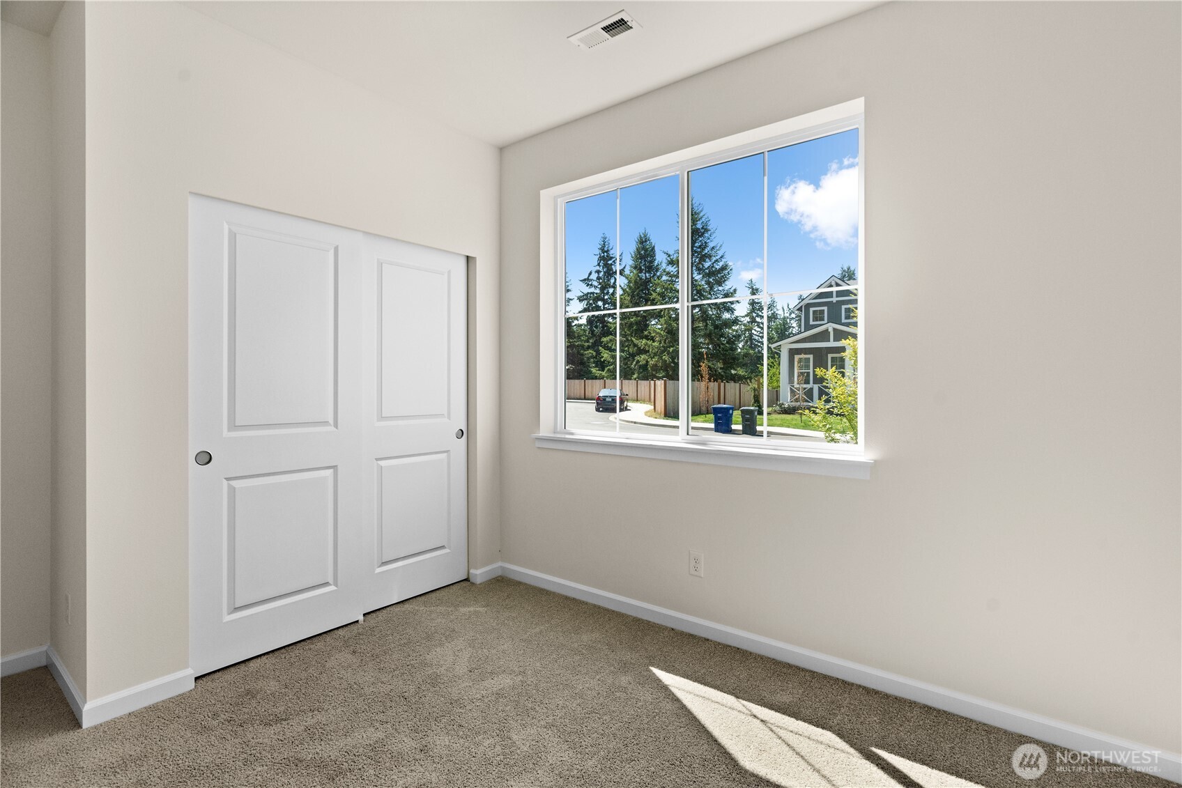 1332 60th Avenue NE, Tacoma, WA 98422