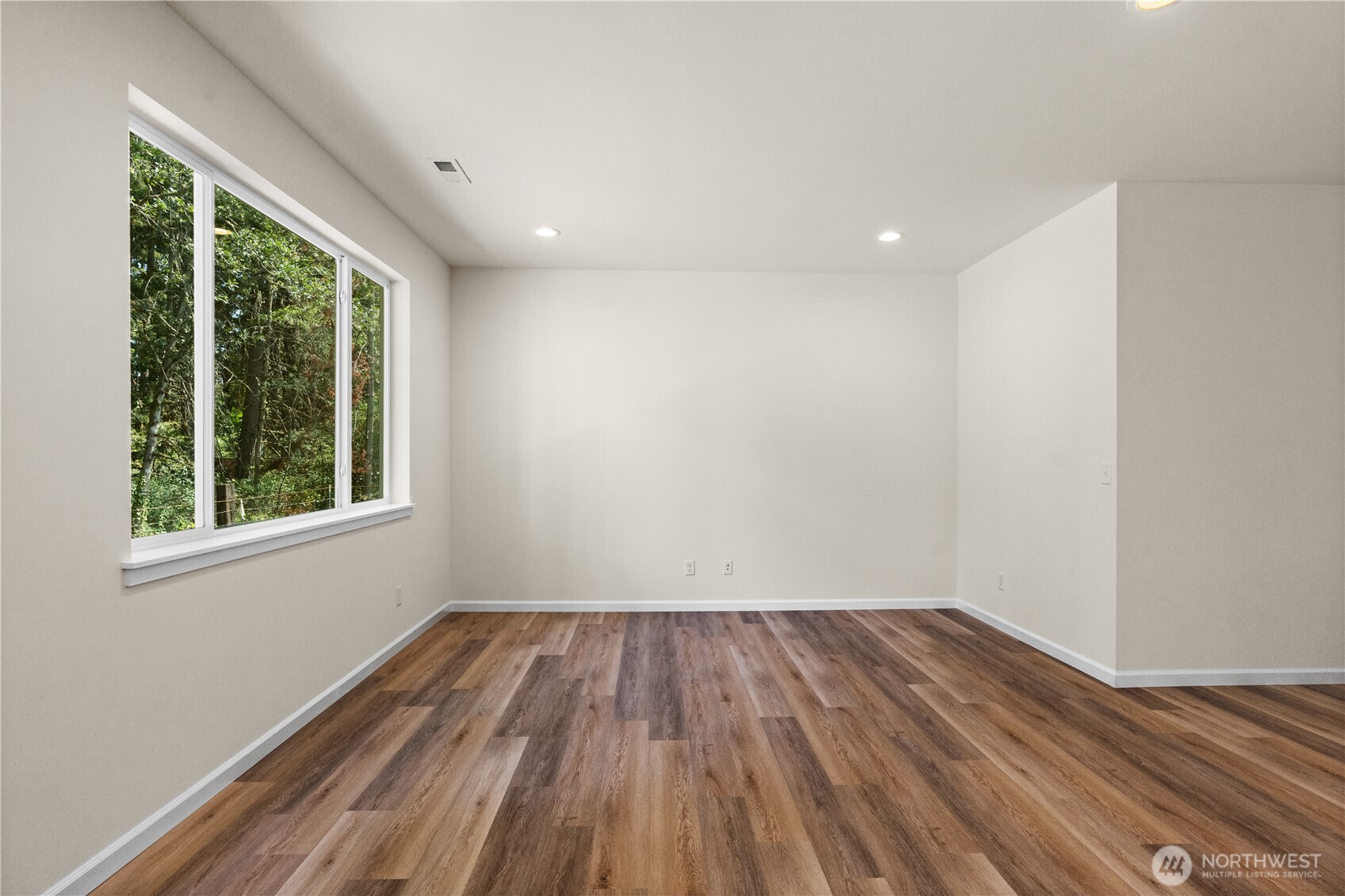 1332 60th Avenue NE, Tacoma, WA 98422