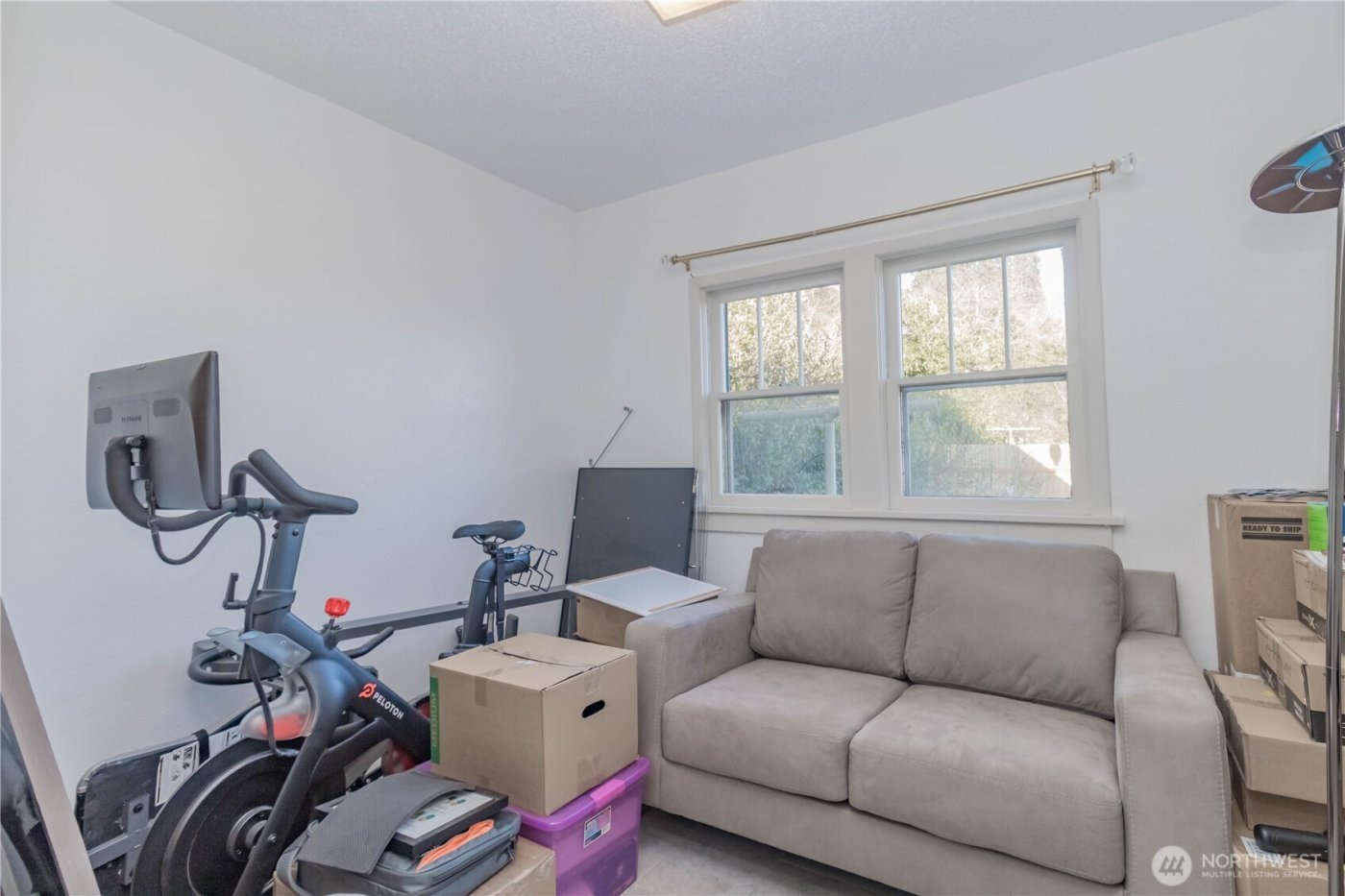 1549 Charleston Beach Road W, Bremerton, WA 98312