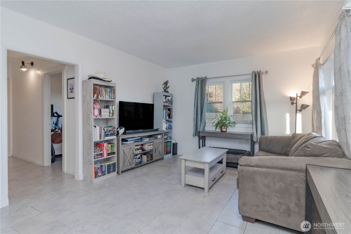 1549 Charleston Beach Road W, Bremerton, WA 98312