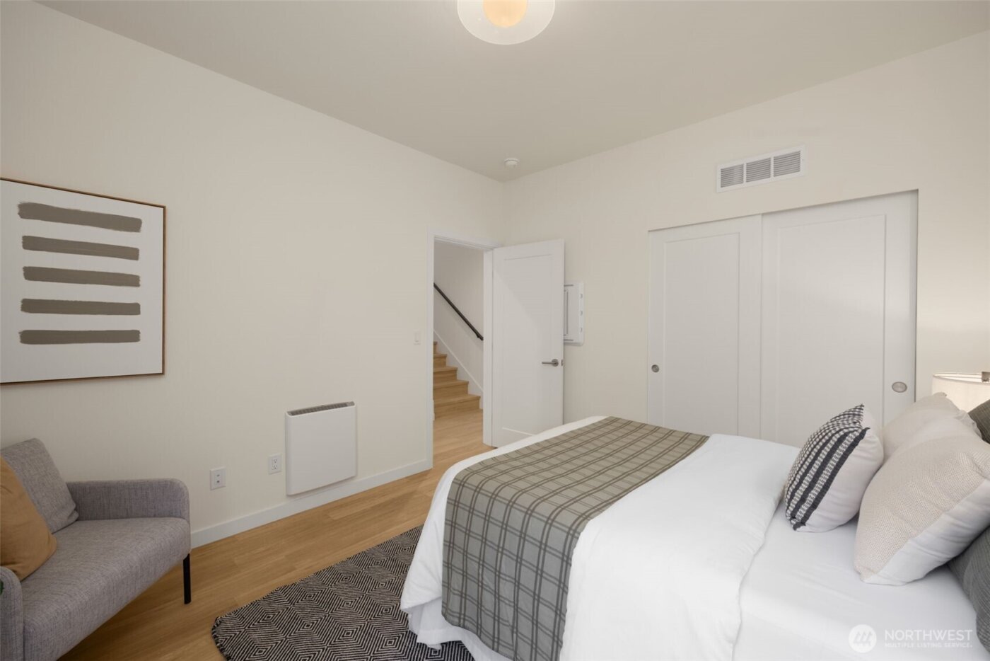 3920 B S Juneau Street , Seattle, WA 98118