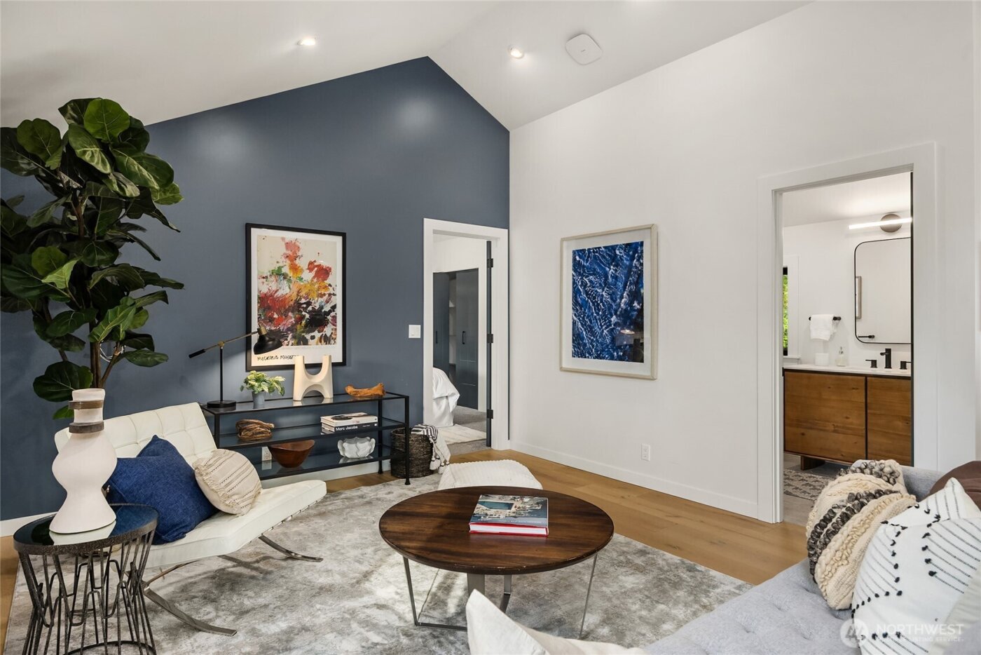 9661 NE Pine Street , Bainbridge Island, WA 98110