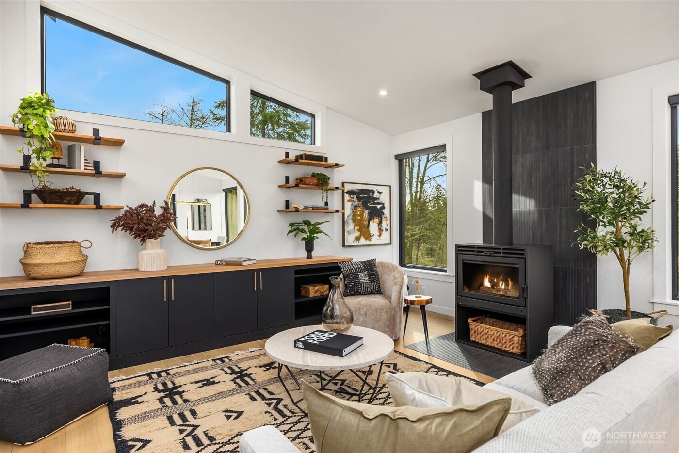 9661 NE Pine Street , Bainbridge Island, WA 98110