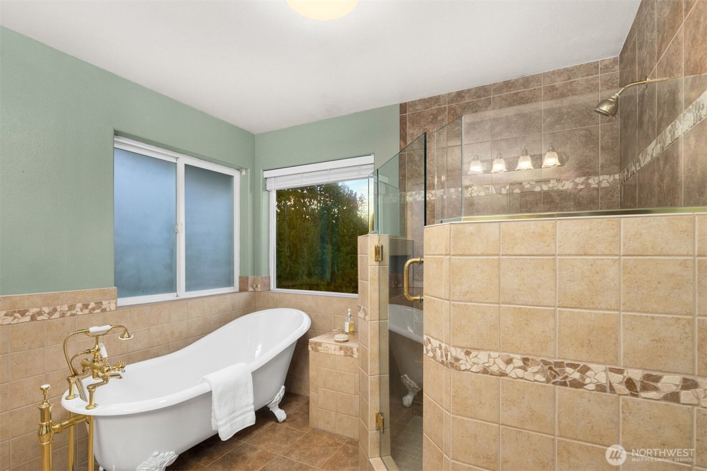 7910 72nd Drive NE, Marysville, WA 98270