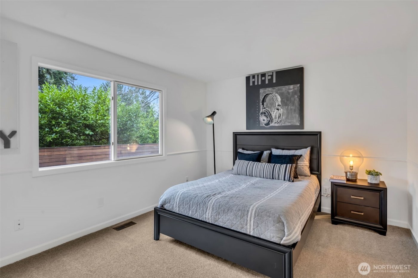 8402 SE 53rd Place , Mercer Island, WA 98040