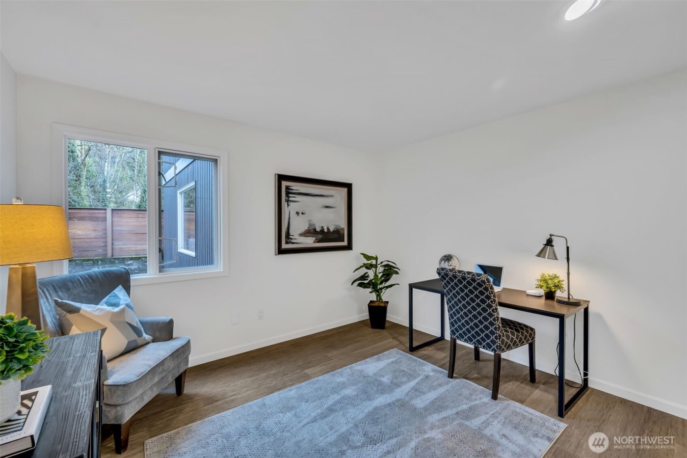 8402 SE 53rd Place , Mercer Island, WA 98040