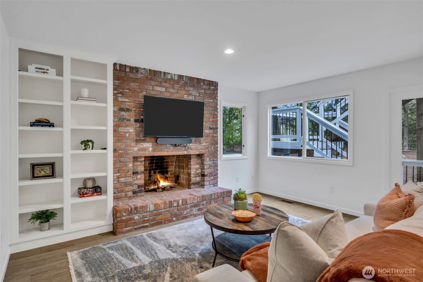 8402 SE 53rd Place , Mercer Island, WA 98040