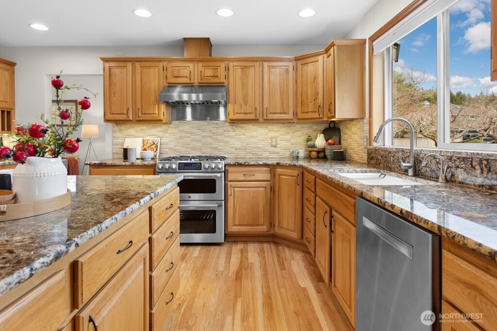 4184 327th Circle NE, Carnation, WA 98014