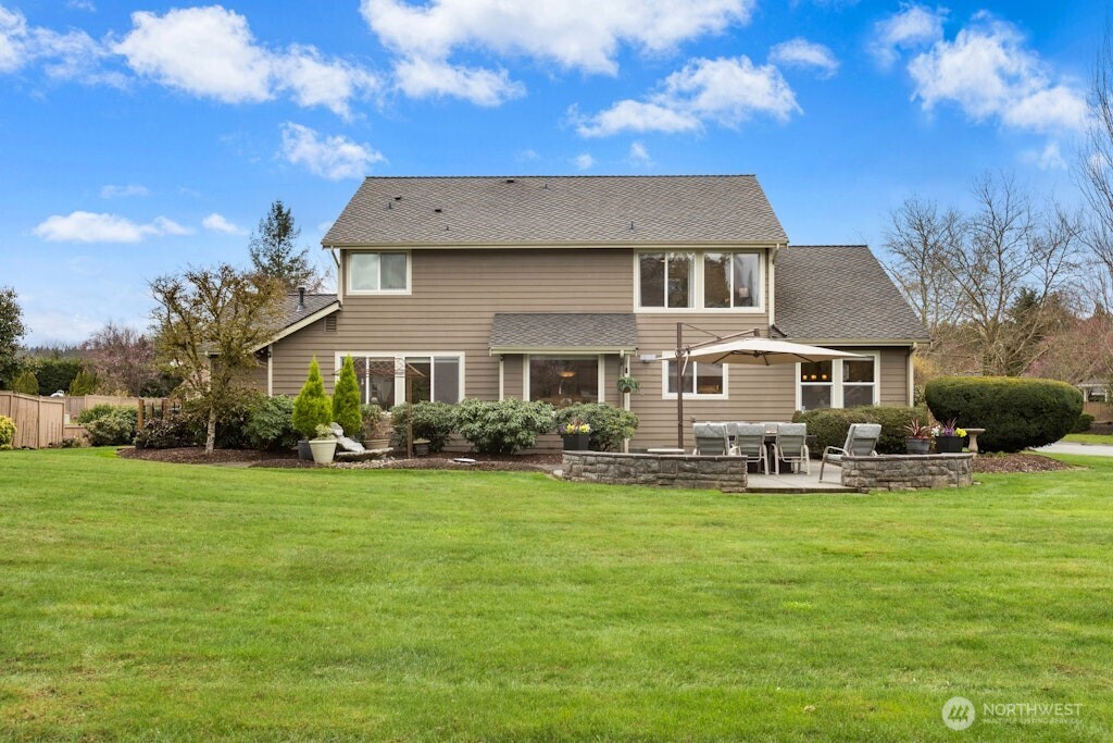 4184 327th Circle NE, Carnation, WA 98014