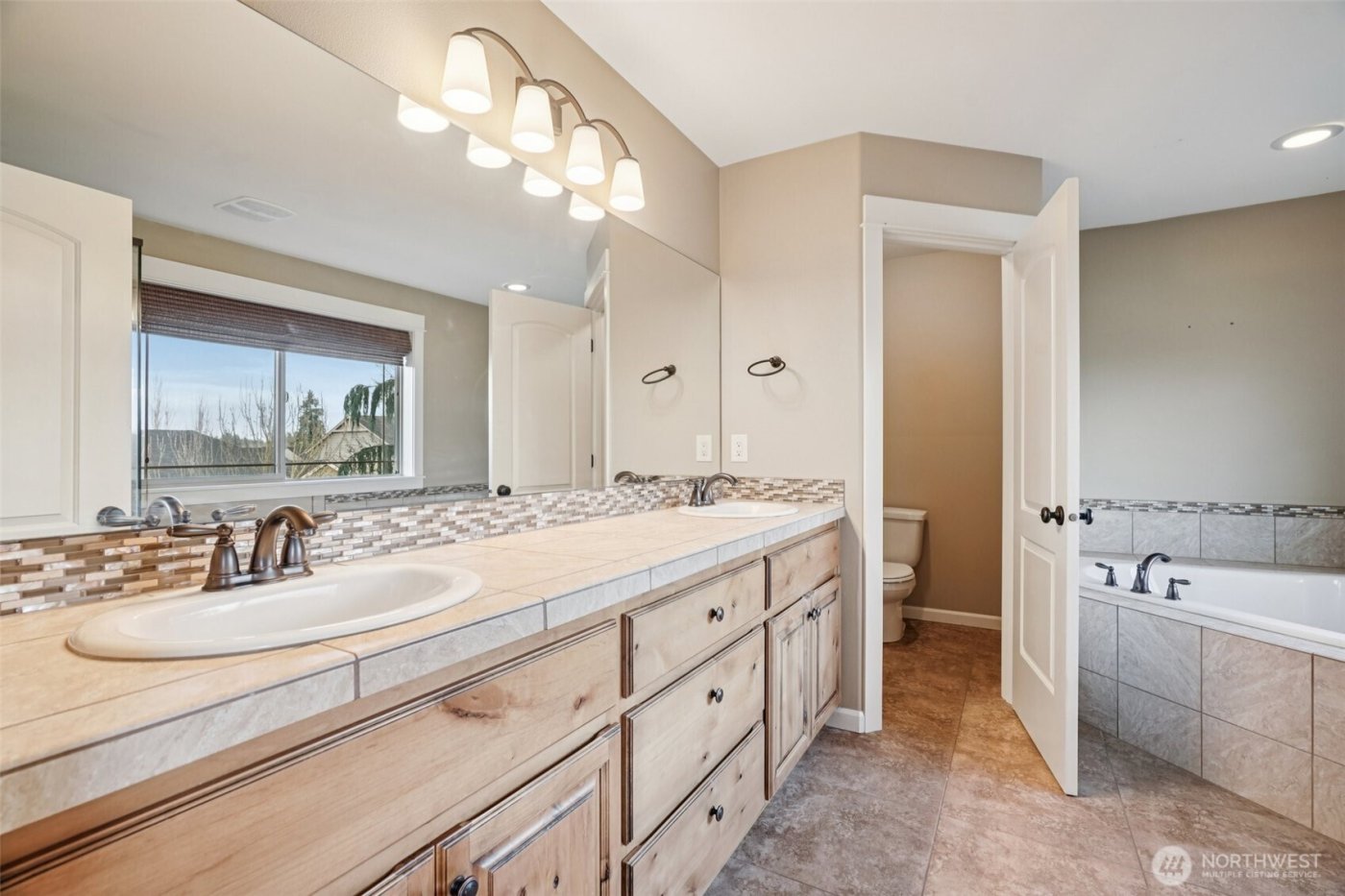 15321 NE 106th Street , Vancouver, WA 98682