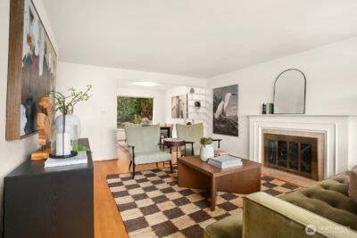 3442 40th Avenue W, Seattle, WA 98199 - Photo 2