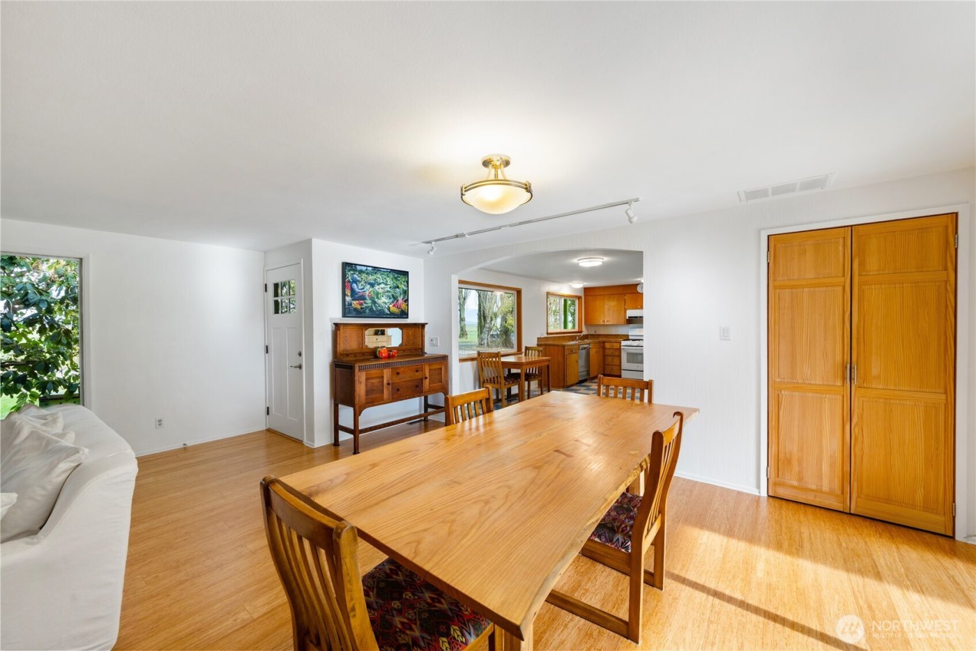 16005 La Conner Whitney Road , La Conner, WA 98257