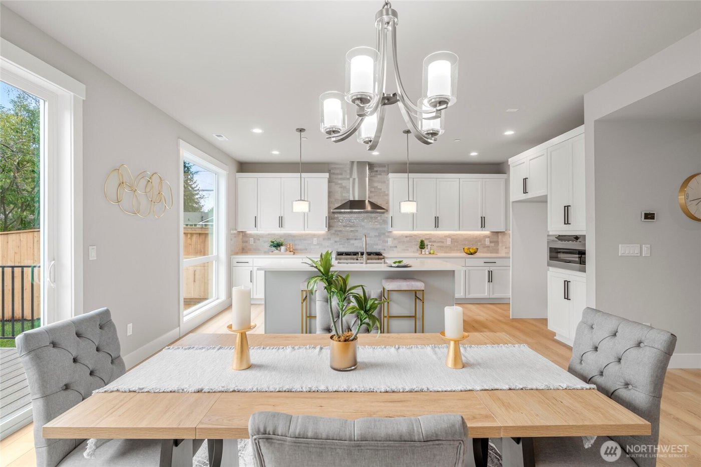 18554 Stone Avenue N, Shoreline, WA 98133