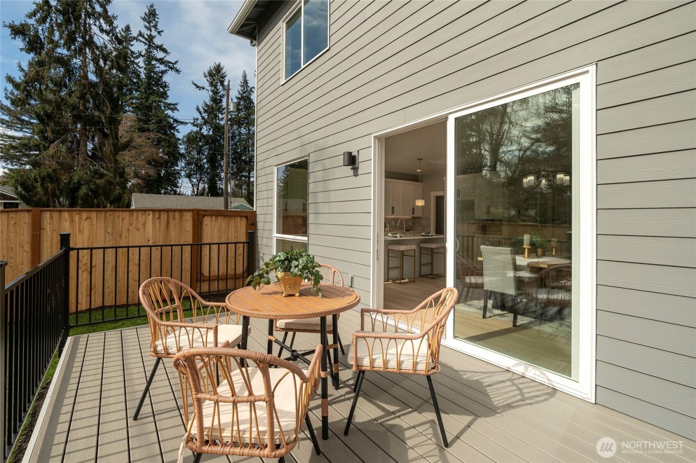 18554 Stone Avenue N, Shoreline, WA 98133