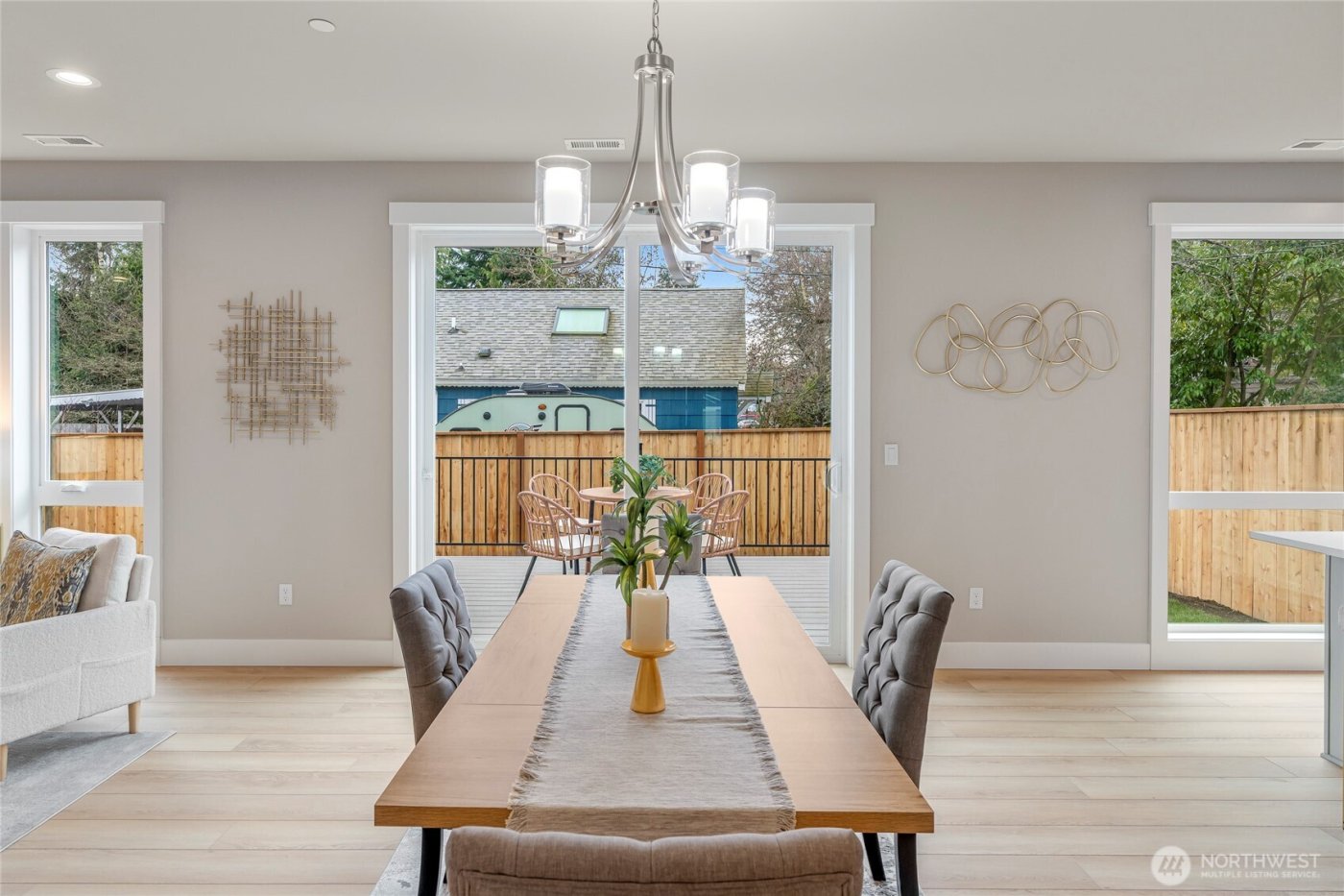 18554 Stone Avenue N, Shoreline, WA 98133