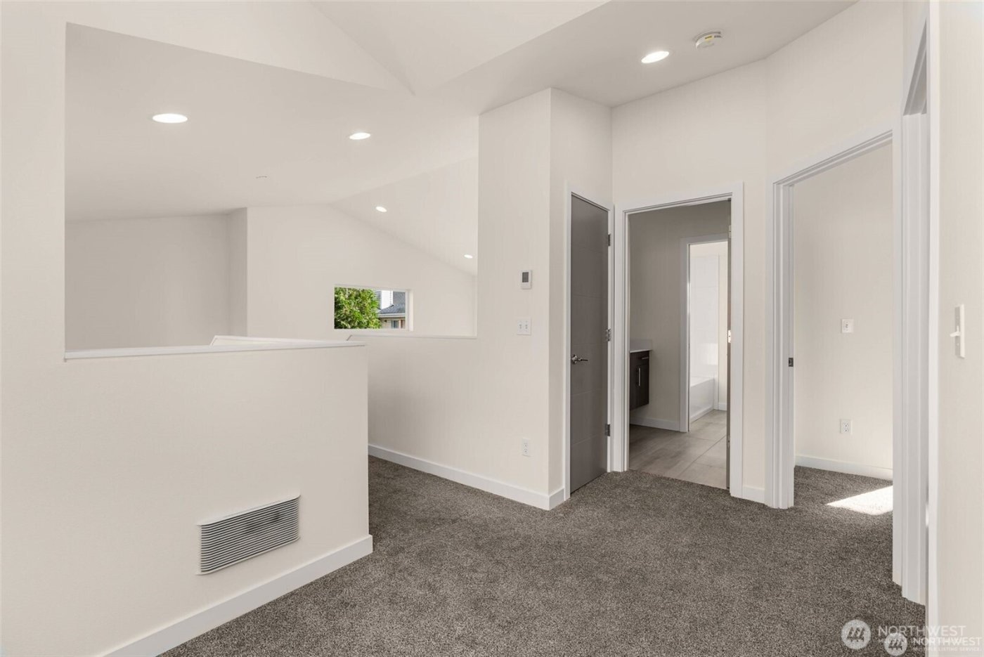 6013 S 127th Lane , Seattle, WA 98178-5183