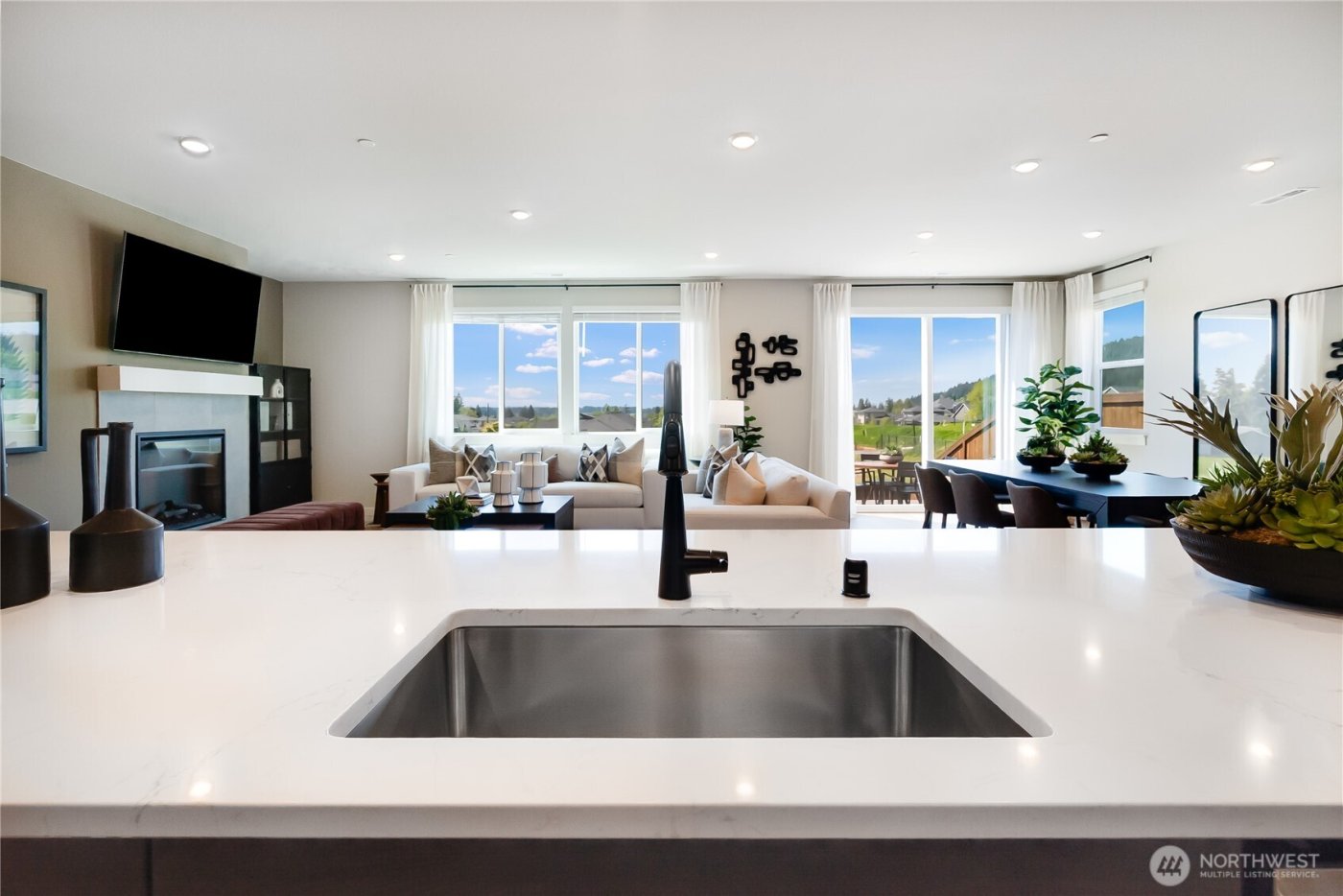 5562 N 88th Avenue , Camas, WA 98607