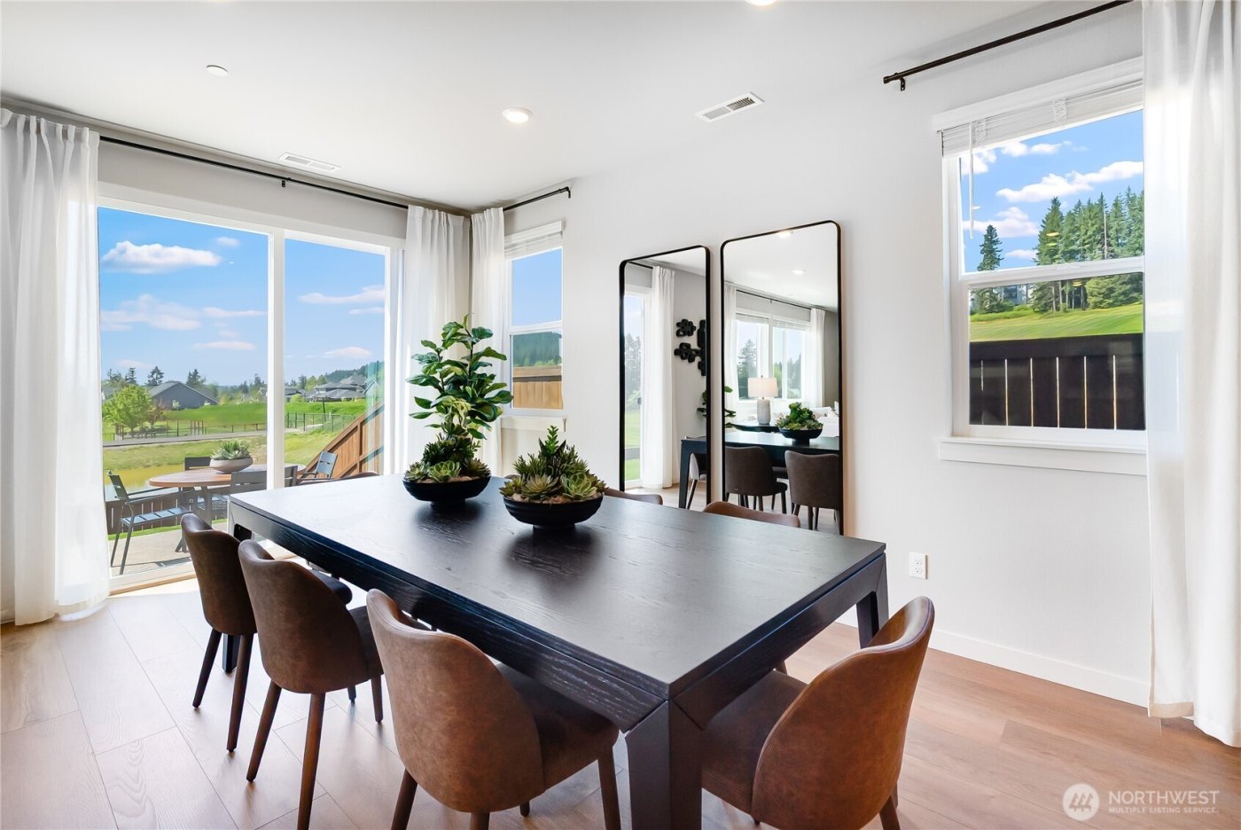 5562 N 88th Avenue , Camas, WA 98607