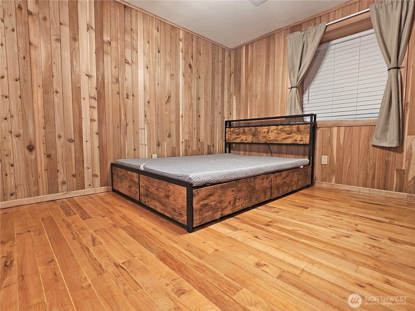 70 Dogwood Lane , Brinnon, WA 98320