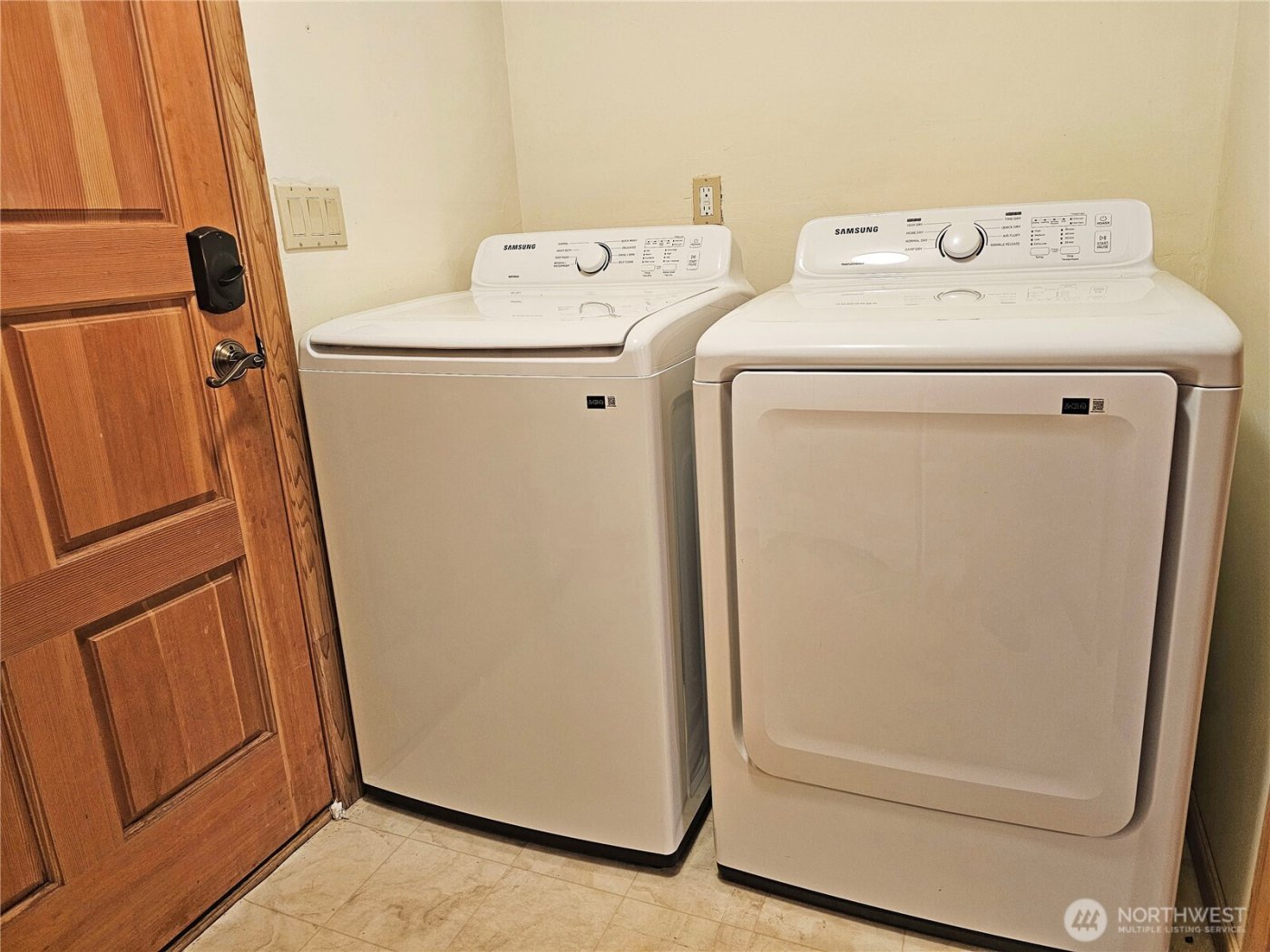 70 Dogwood Lane , Brinnon, WA 98320